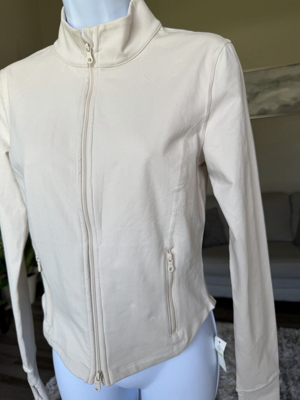 NWT OFFLINE BY AERIE HUGGER ATHLETIC JACKET SIZE SMALL #1065